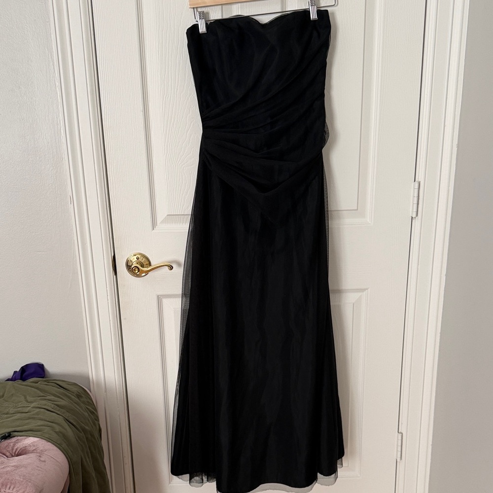 Black Strapless Evening Gown - chiffon vintage Vera wang size 4